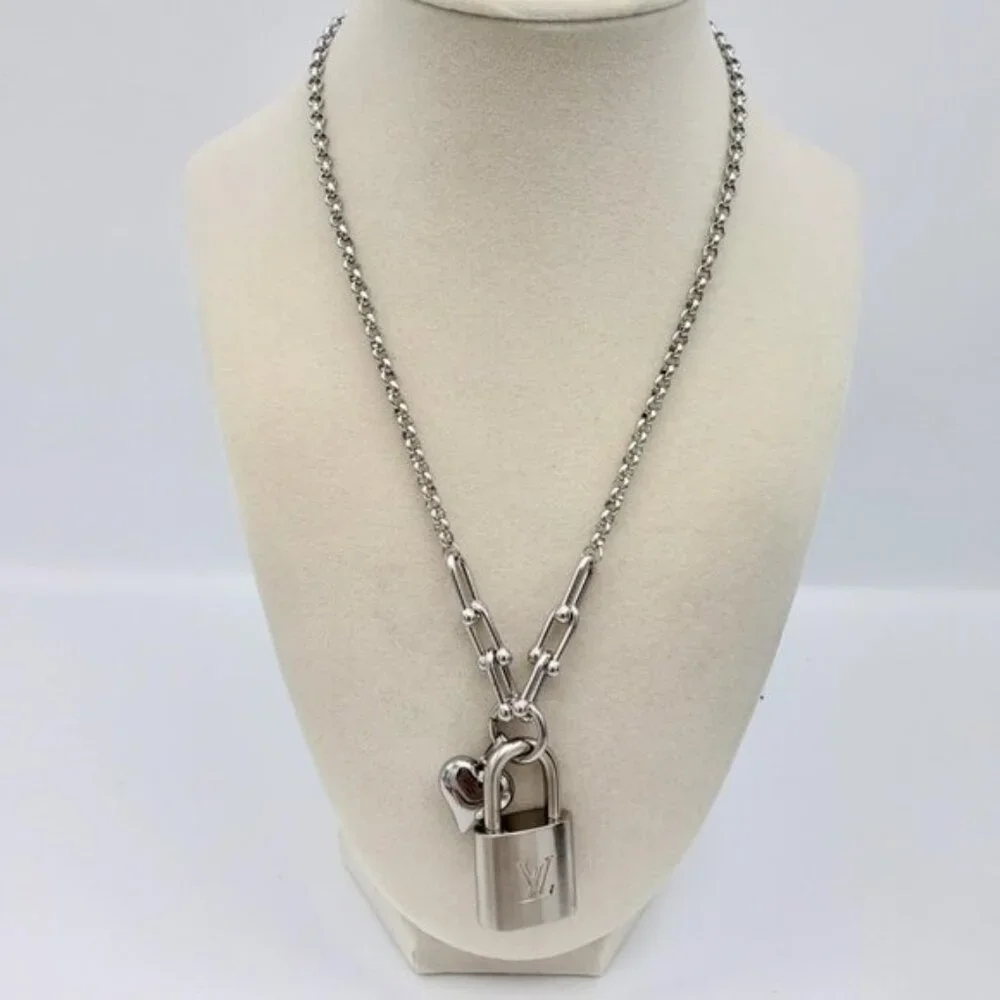 Stainless Steel Silver-Plated Necklace with Authentic Louis Vuitton Padlock - Picture 12 of 12